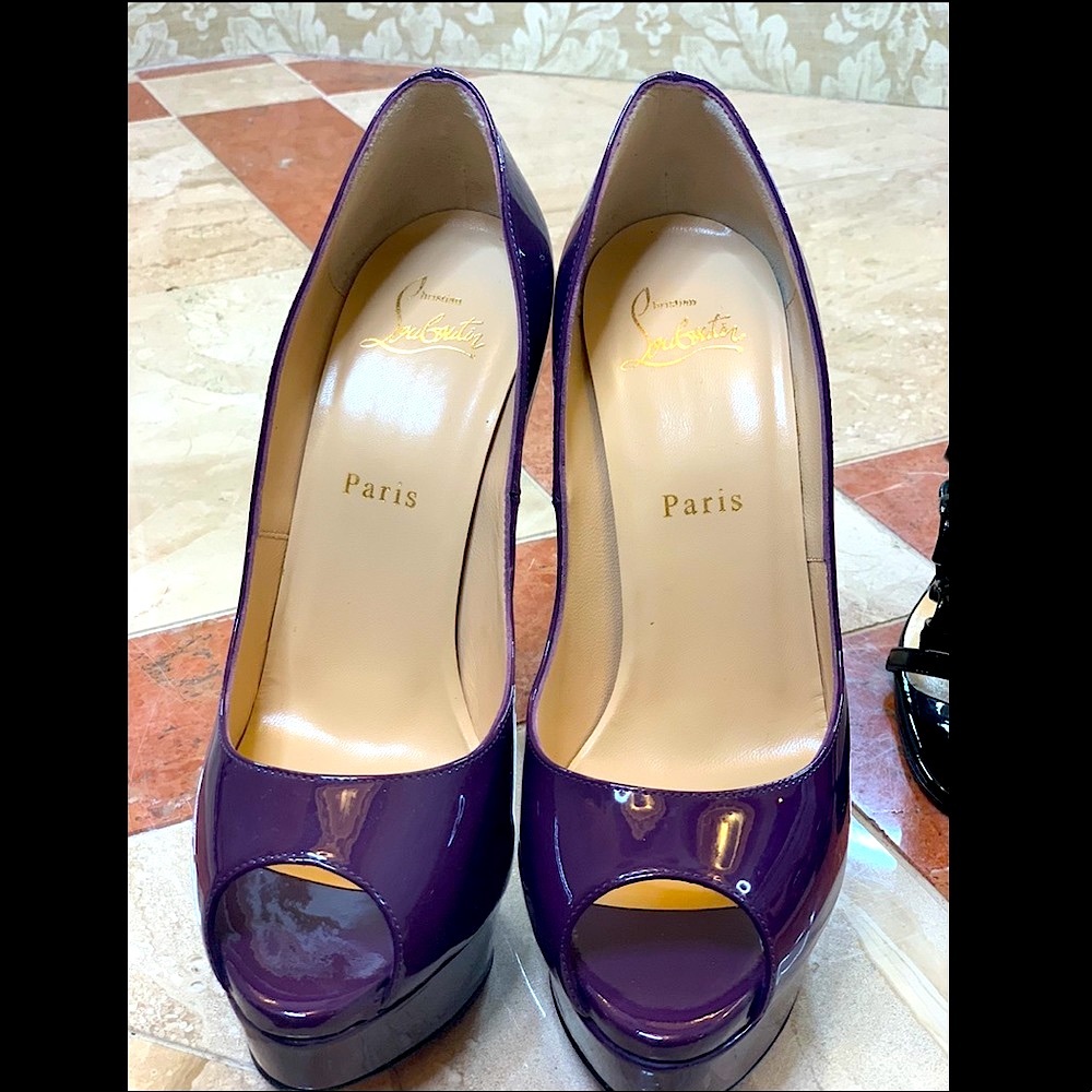 CHRISTIAN LOUBOUTIN ALTA DAMA Purple Patent